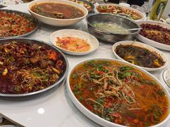 -邱金小炒·30 年盐帮江湖菜(自贡店)