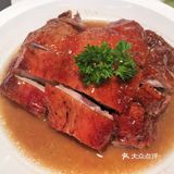 骨碟一直换，对小婴儿也特别特别照顾，全程都是微笑服务