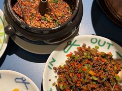 -一坐一忘云南菜(嘉里中心店)