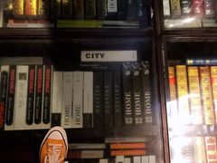 -钟书阁(松江泰晤士小镇店)