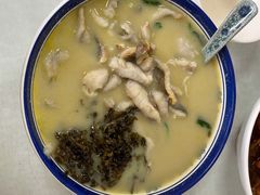 招牌黄鱼面-明呈黄鱼面馆(斜土路店)