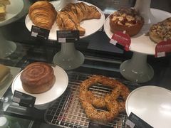 -星巴克(广州百信广场东区店)