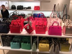 -东荟城名店仓