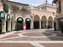 -佛罗伦萨小镇广佛名品奥特莱斯(疏港路店)