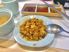 黑猪酸菜炒饭-猪啊牛呀羊啊铜盘烤肉(正大广场店)