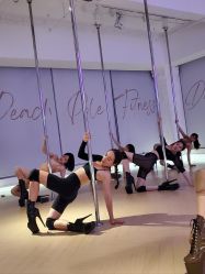 -桃秘钢管舞 Peach Pole Fitness
