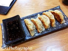 博多一口饺子-博多豚屋拉面