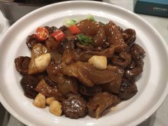 花菇烧牛筋-房陵农家(东亭店)