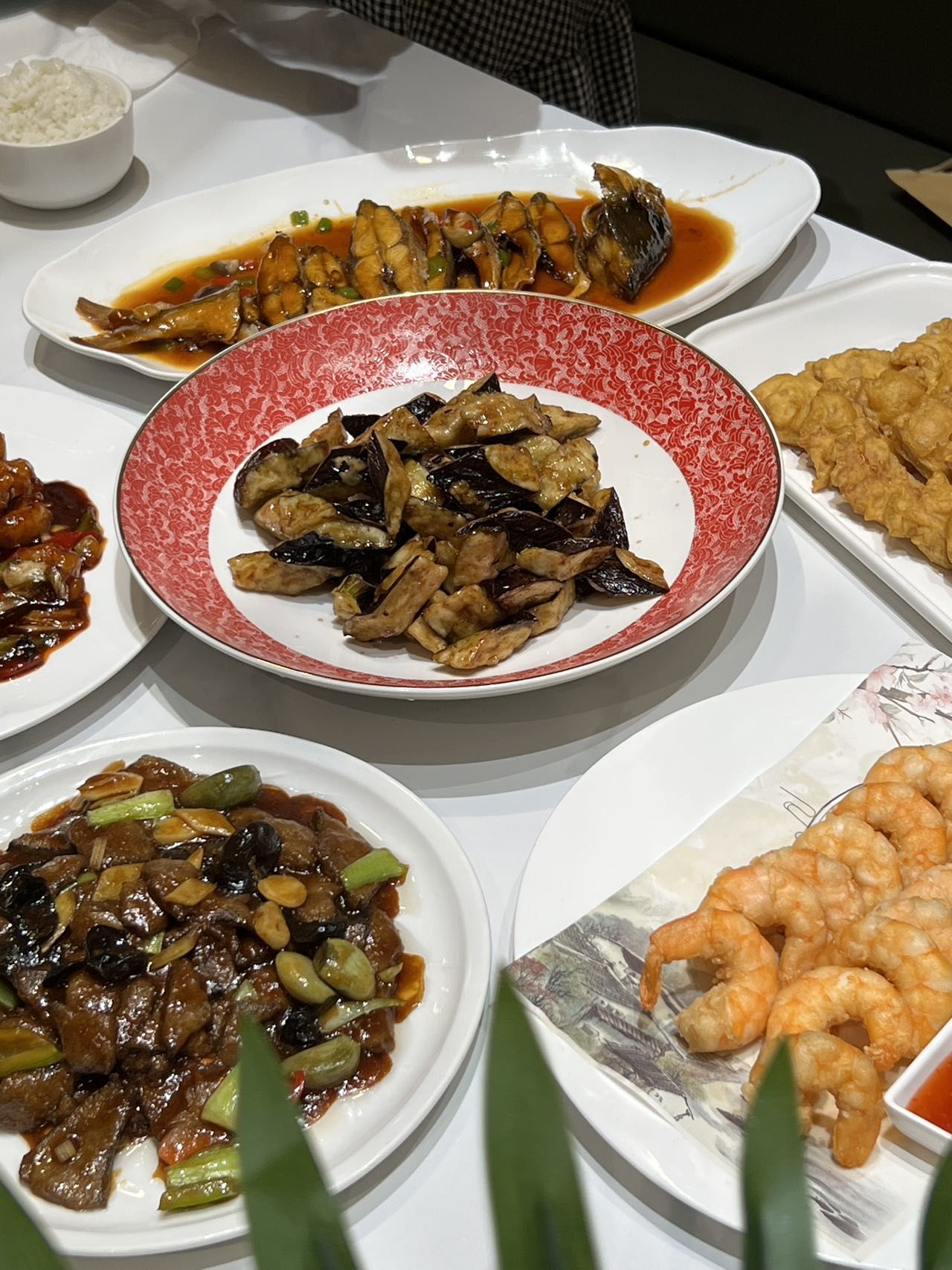 国庆美食不迷路!这家大连老菜馆巨好吃!