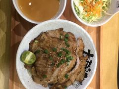 -熊吞·大碗丼烧肉饭(济宁万达广场店)