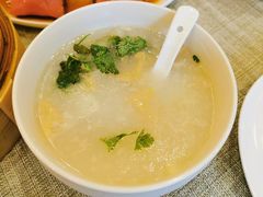 石斑鱼片粥-潮府馆·非遗潮州菜·世纪公园(新国际博览中心店)