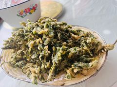 炸花椒芽-何适山庄 ·可团建(水长城P2停车场店)