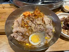 -江南猪肉商会无限续吃(弘大店)