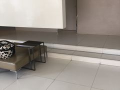 -卡罗酒店(东门晒布地铁站店)