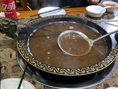-悦牧·酸汤牛肉火锅(沃尔玛店)