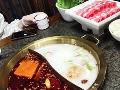 -小天鹅火锅·一线江景洪鼎旗舰店(洪崖洞店)