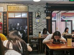 大堂-黑白电视长沙小吃(美林M·LIVE天地东座店)