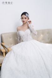 -欣薇婚纱(新源乐汇城店)