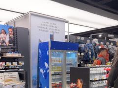 -迪卡侬(环球港店)