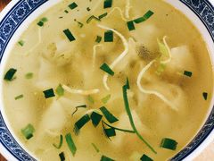 小馄饨-老苏州大客堂·苏帮菜·松鼠桂鱼·苏州传统小吃(观前街人民商场店)