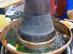 -楼外楼大刀肉传统火锅居(幸福街店)