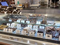 面包甜点陈列柜-VENCHI 闻绮(北京国贸商城店)