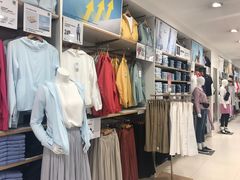 -优衣库(重庆星光时代广场店)