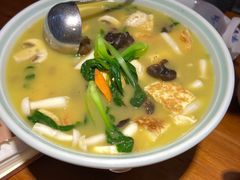 杂菌手工豆腐-涌觅名灶·本地海鲜宁波菜(财富广场店)