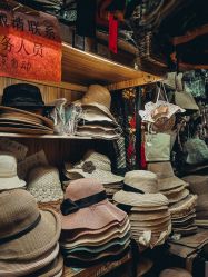 -百荣二期玩具城