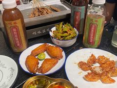 -何妹湿辣牛肉·粤式烧烤砂煲(桂雅路店)