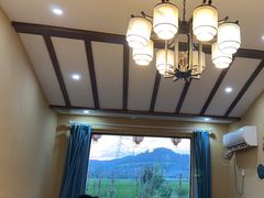 -李东农庄(中南百草园地标店)