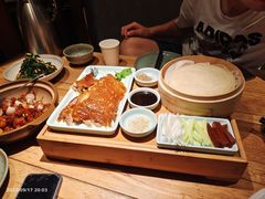 -青年公社烤鸭(滨湖银泰店)
