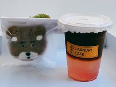 草莓汤力美式-XI·LaundryCafe 喜咖自助洗衣咖啡店