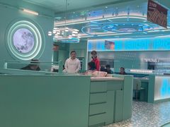 -季季红火锅(柳州城中万达二店)