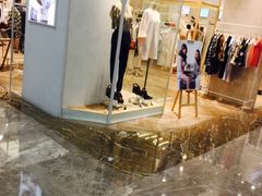 -杭州西湖银泰百货