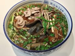 -镇南锅盖面馆(解放路店)