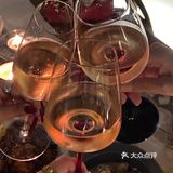 青岛探店｜𝐈𝐍𝐈𝐙𝐈𝐎🍾捕捉浪漫的餐酒吧