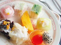 -彩虹云霄酒店75层国际自助餐