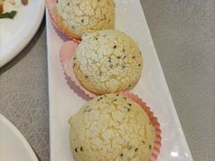 脆皮栗香包-汤臣·空中餐厅·严选粤菜(石湾世博广场店)