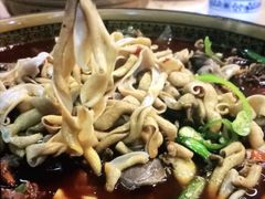 -一品红烧鸭特色川菜(三岔湖店)