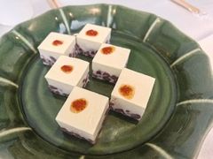 鲜奶红豆糕-品海楼·大连海王海肠捞饭·海胆饭(东港店)