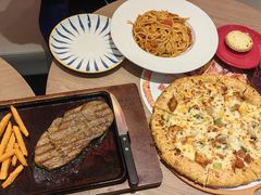 -必胜客(上海华谊新所店)