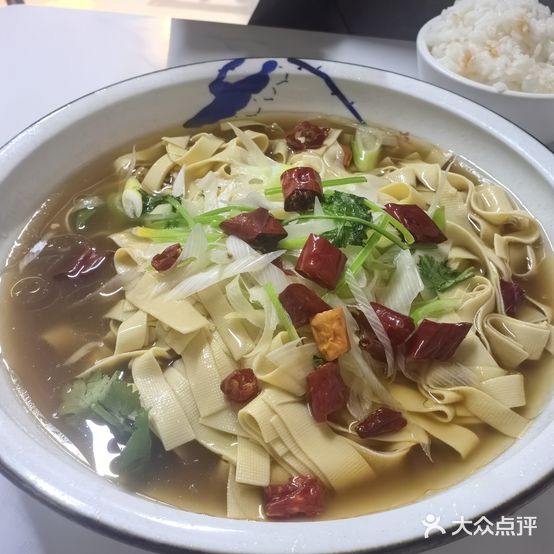 随意饭馆(民乐街店)