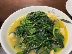 -吴越荣记苏州菜·松鼠桂鱼 100% 活鱼现做(月光码头店)