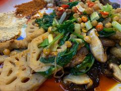 -煮小篓盘盘麻辣烫(广都店)