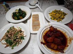 -梁家大院•农家菜(昆山会展中心店)