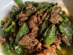 小炒肉-房县土本味土鸡汤特色餐厅(沌口店)