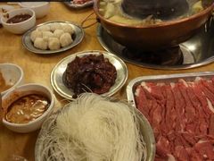 -月圆火锅(宁海东路二店)