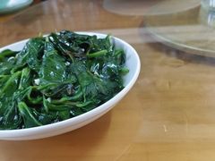 -芦茨金富饭庄·25年老字号·专做稻草鸡