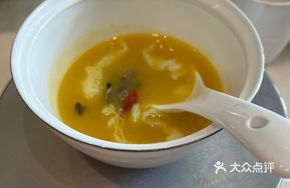 Stewed Fish Maw with Stonehead and Chicken Wings